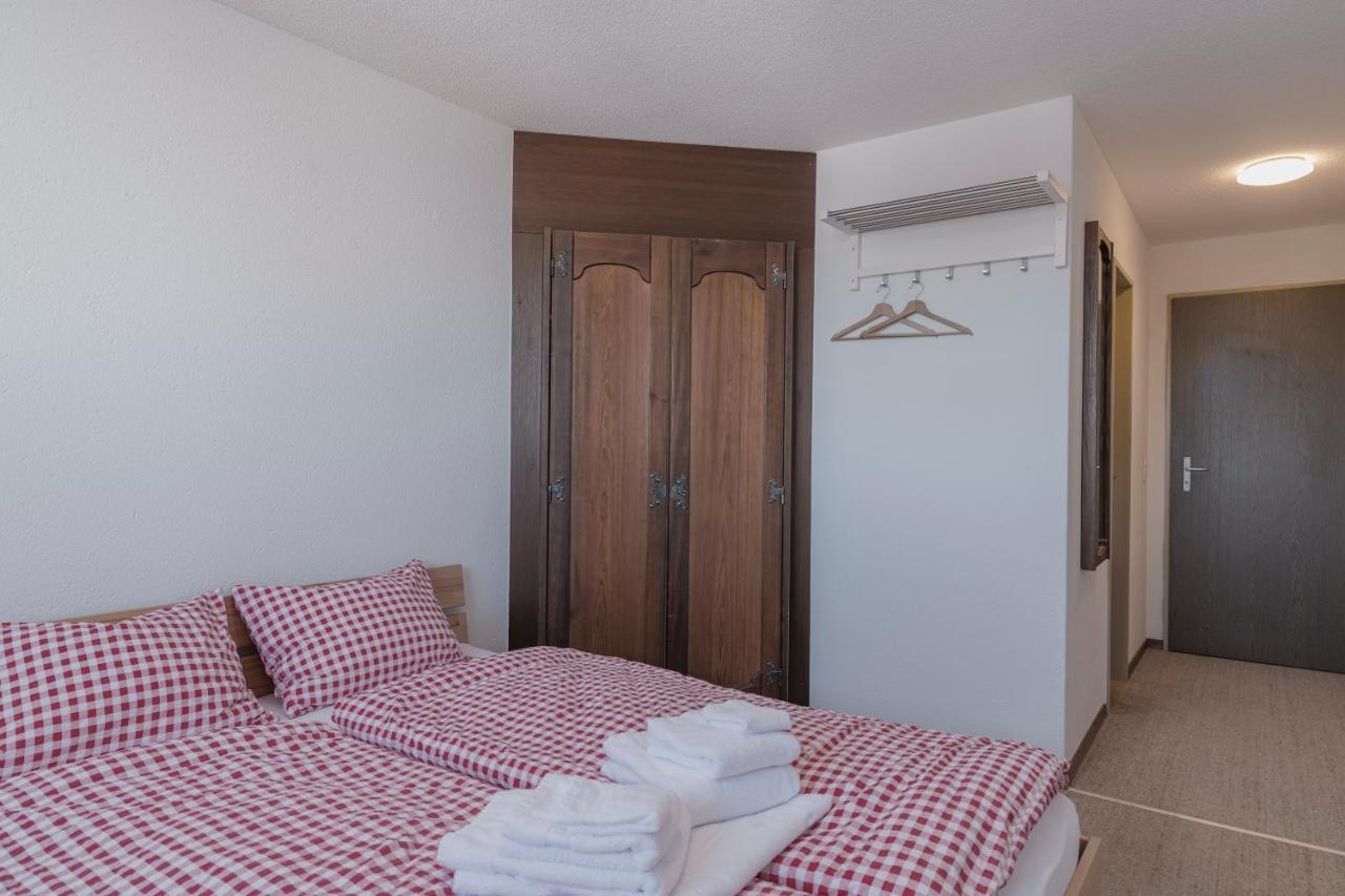 Hotel Alpstubli Stoos Buitenkant foto